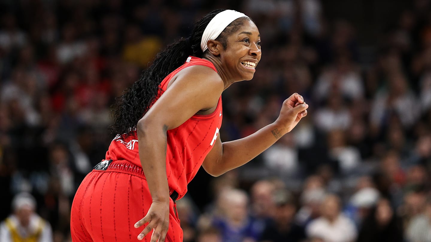 Indiana Fever v Minnesota Lynx