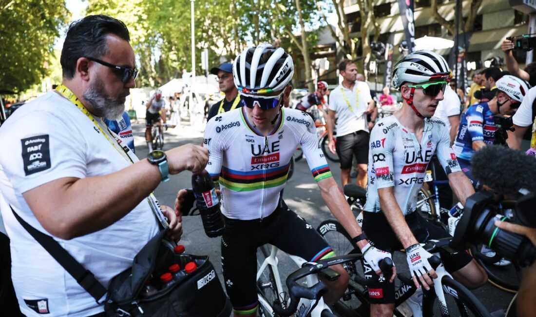 Jonas Abrahamsen Triumphs in Stage 11 of Tour de France