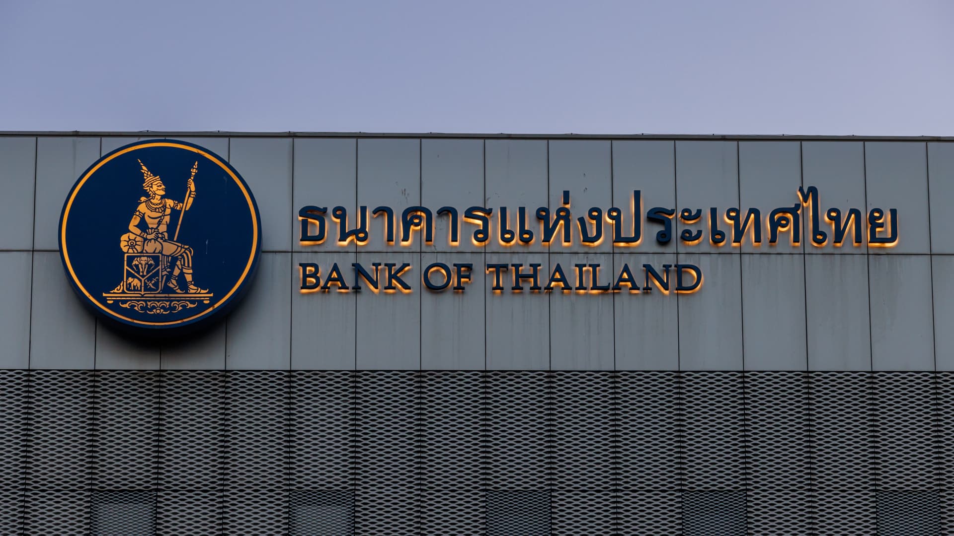 Thai Hukumeti Vitai Ratanakornu Merkez Bankasi Baskani Olarak Onayladi