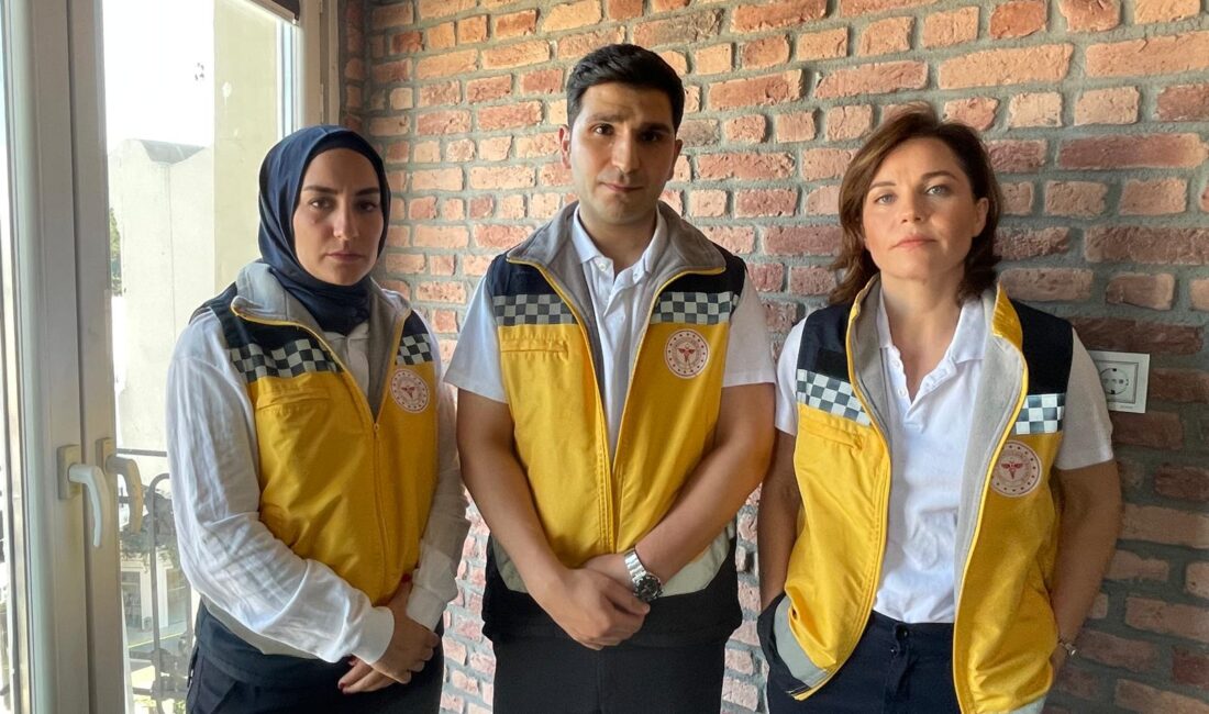 "Bir Nefes" Dizisi: Paramediklerin Zorlu Hayatı Ekranlara Taşıyacak Giriş: Yeni