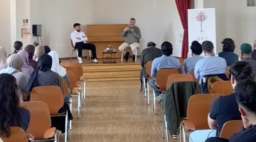 Universite Egitiminde Harem Selamlik Kontenjani Tartisma Yaratti