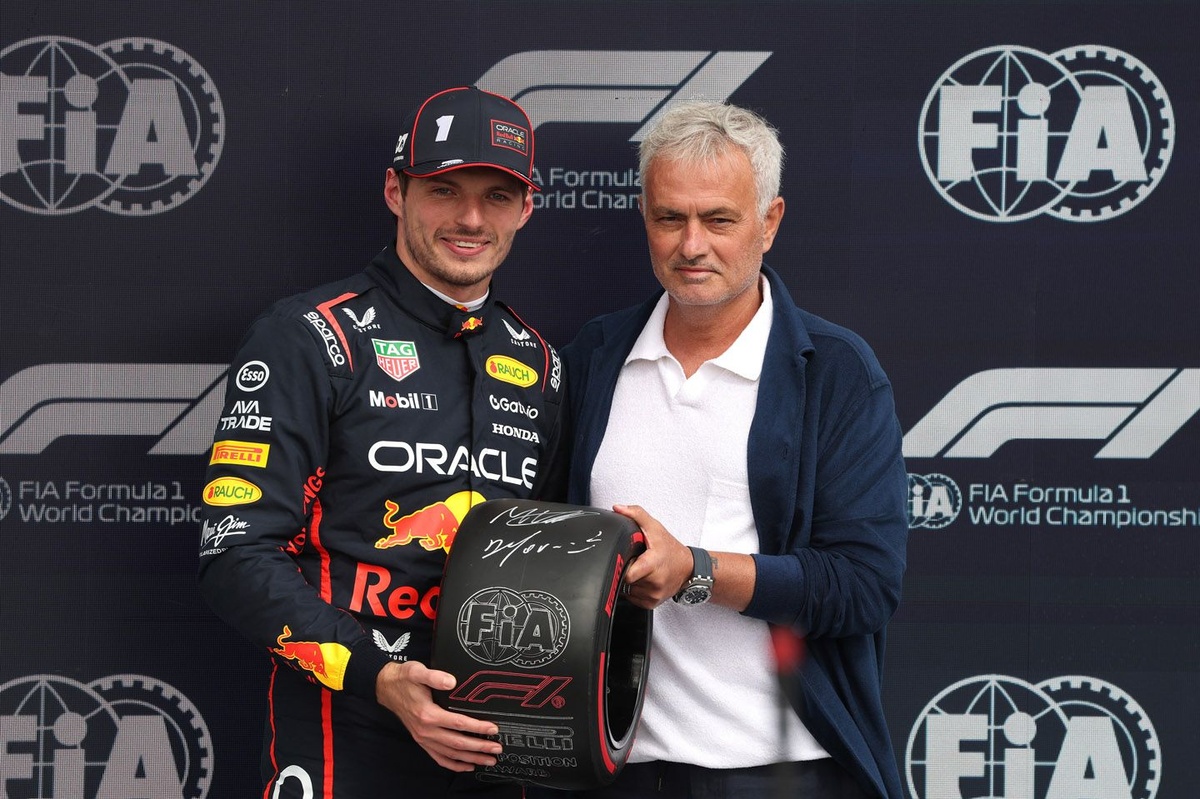 Verstappen Polede McLaren Ikincilik ve Ucunculukle Parliyor