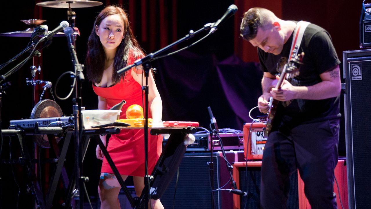 Xiu Xiu müziklerini Spotify’dan kaldırmayı planlıyor Spotify’dan Çekilme Nedenleri Deneysel