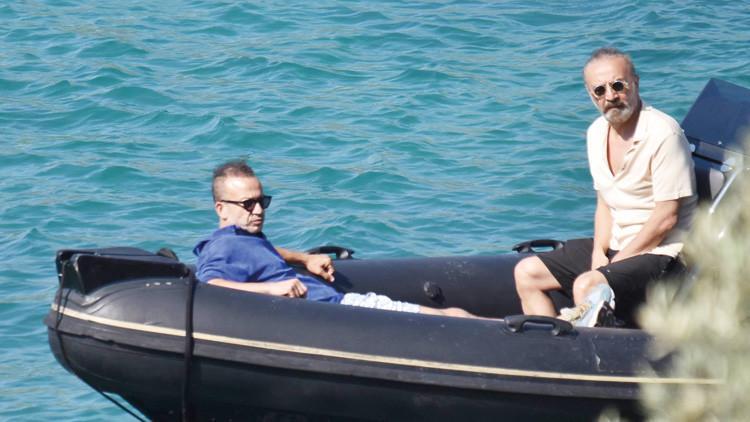 Yılmaz Erdoğan ve Rıza Kocaoğlu Bodrum’da Keyifli Bir Tatil Geçirdi