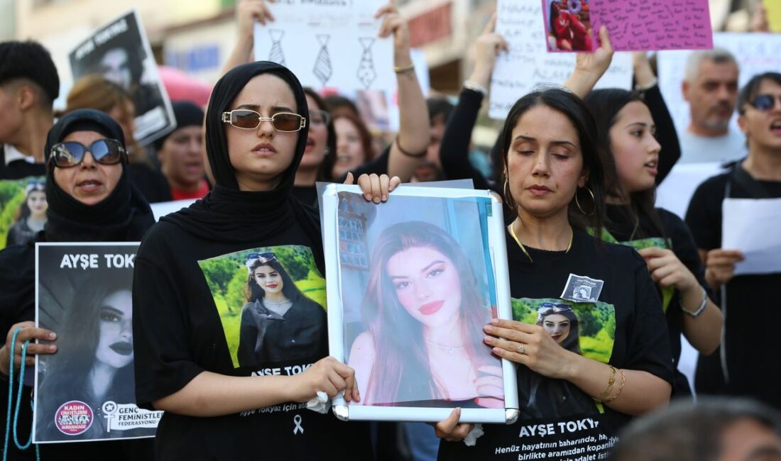 İstanbul’da Öldürülen üniversite Öğrencisi Ayşe Tokyaz İçin Reyhanlı’da Yürüyüş Düzenlendi