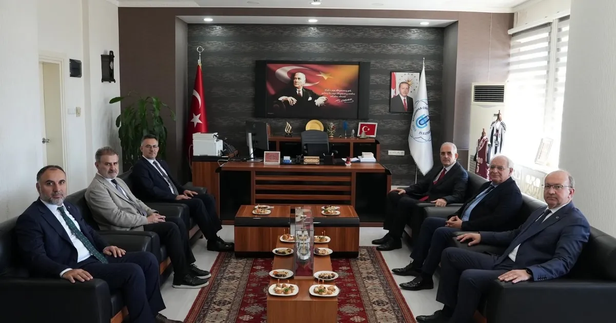 Yuksekogretim Is Birlikleri Bandirma ve Bursa Universiteleri Bulustu.webp