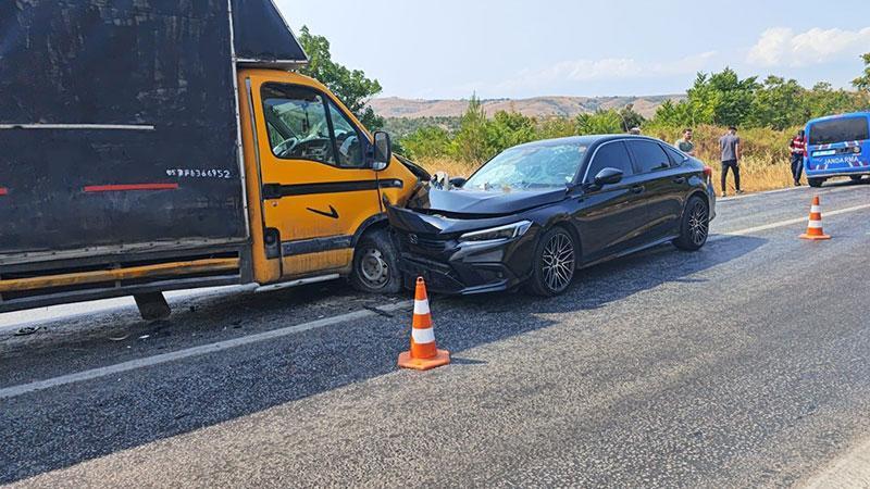 Flaş Gelişme: Bursa’da Kafa Kafaya Çarpışma Kaza Anı ve İlk