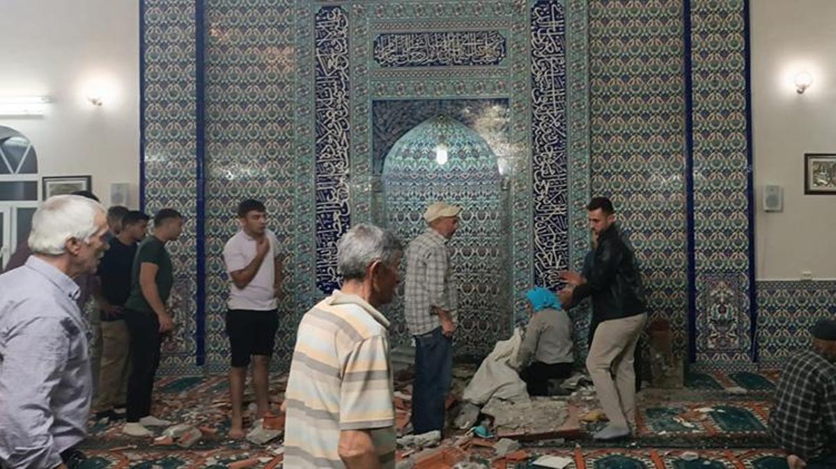 1754970323 Son Dakika Manisada Cami Icinde Korkunc Gelisme 1 Hayatini Kaybetti