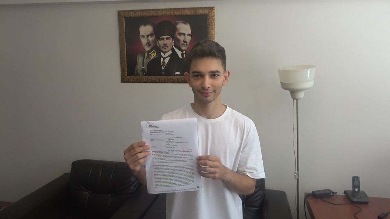 20 Yasindaki Ogrenci YOKe Karsi Sinav Bursu Davasini Kazandi