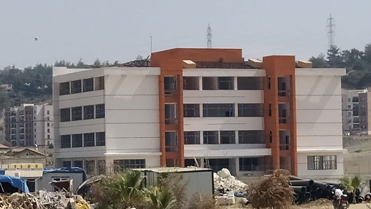 Adananin Yeni Yerlesimleriyle Okul Ihtiyaci Ve Egitim Kalitesi Artiyor
