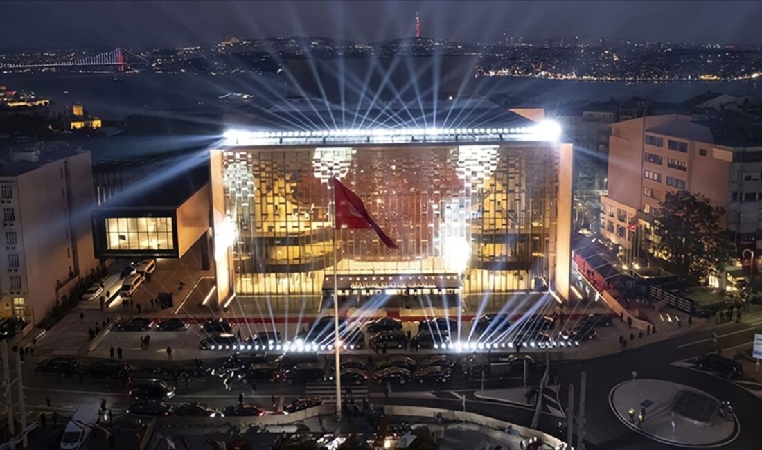 İstanbul’da Sanat Rüzgarı: Cemal Toy’un "Kalp Hizası" Sergisi Kültür-Sanat Tutkunlarının