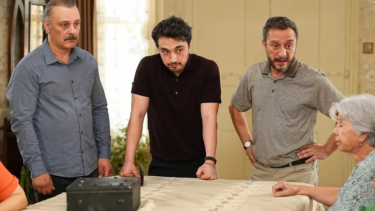 Aile Saadeti 11 Bolum Fragmani Buyuk Ayrilik Ani Bugun Geliyor