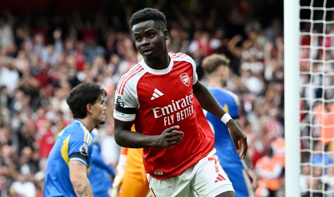 Bukayo Saka’nın Hamstring Yaralanması, Arsenal için Endişe Verici Bir Gelişme