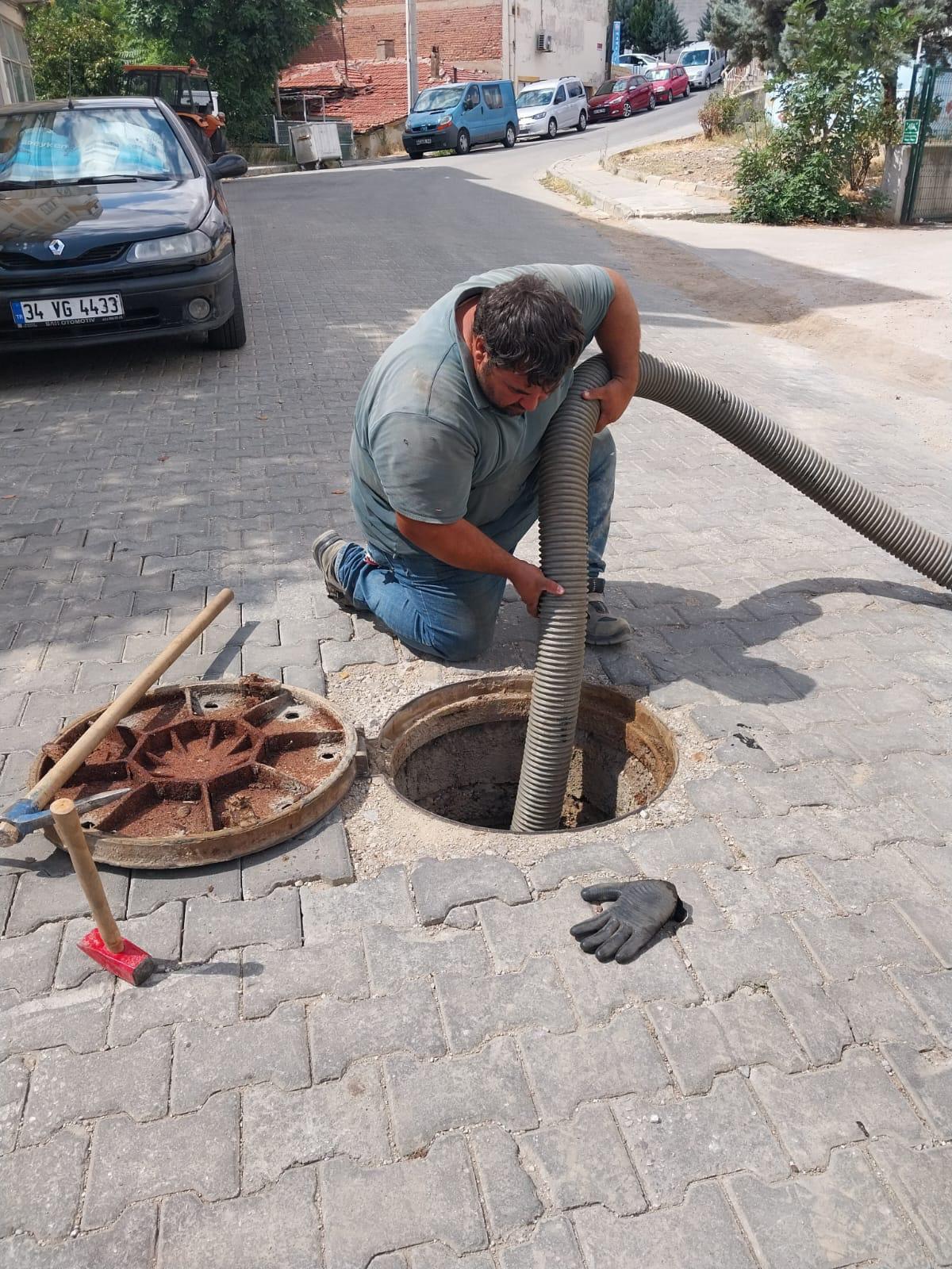 BABAESKİ’DE KANALİZASYON TEMİZLİĞİ BAŞLADI