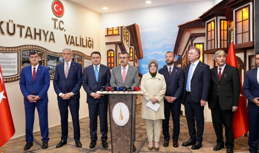 Bakan Tekin Kütahya’da İl Eğitim Değerlendirme Toplantısına Katıldı Eğitimde Son