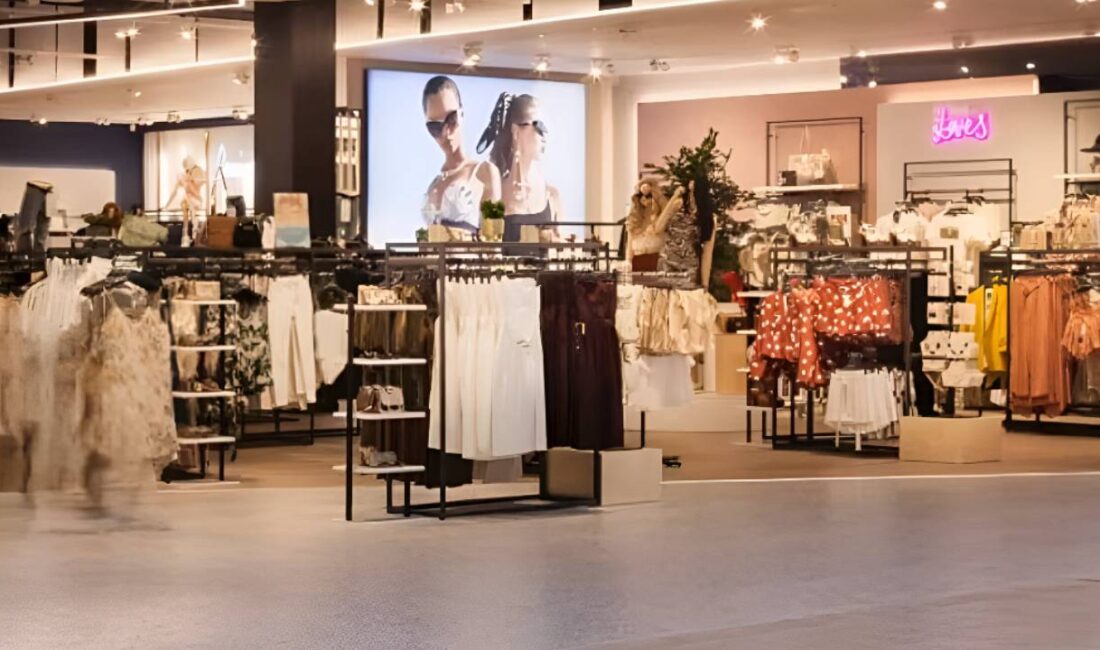 River Island, İflas Riskine Karşı 33 Mağazasını Kapatacak Yeniden Yapılandırma