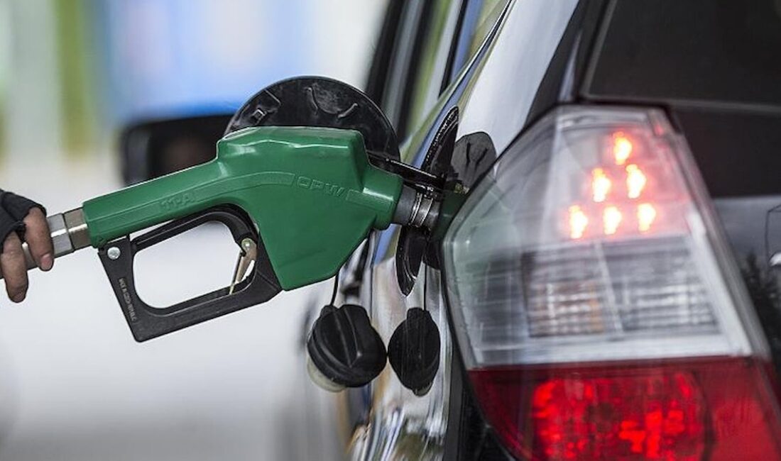 markdown Akaryakıt Fiyatlarındaki Artış: Petrol ve Döviz Kurlarının Rolü Döviz