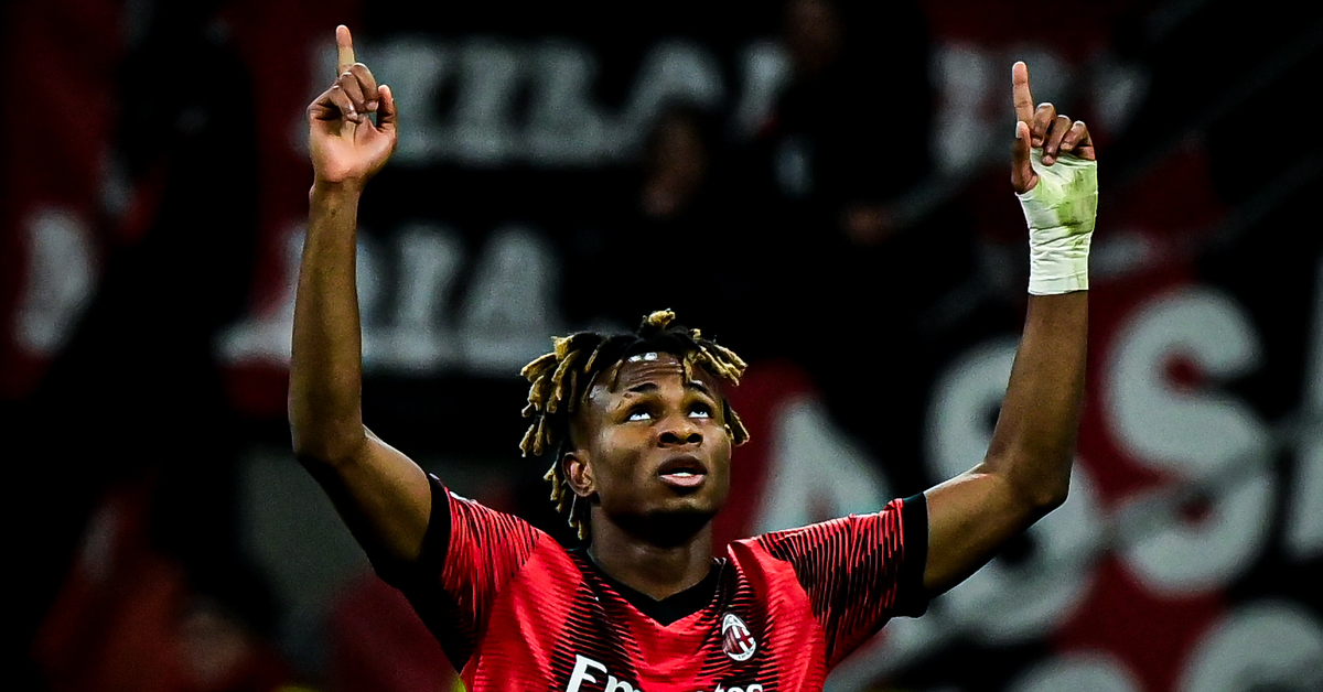 Besiktasin Transfer Bombe Chukwuezenin Menajeri Istanbulda