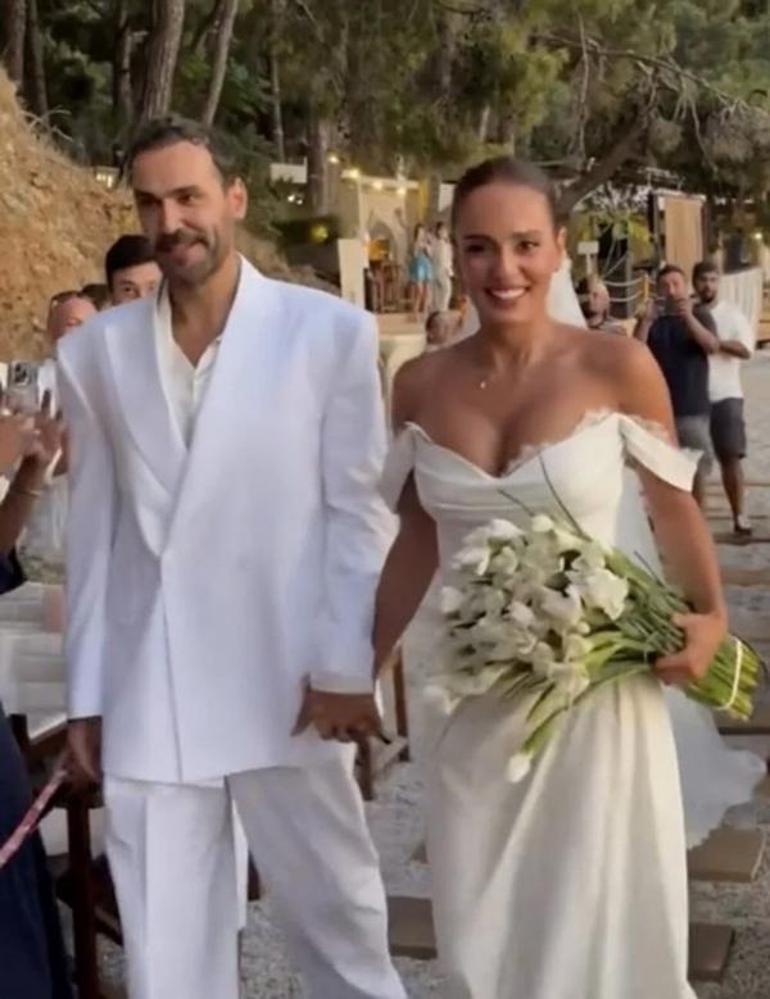 Bestemsu Özdemir ve Evlilik