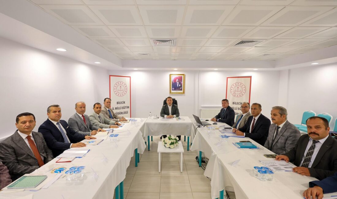 Bilecik’te 2025-2026 Eğitim Öğretim Yılı Hazırlıkları Vali Faik Oktay Sözer’in
