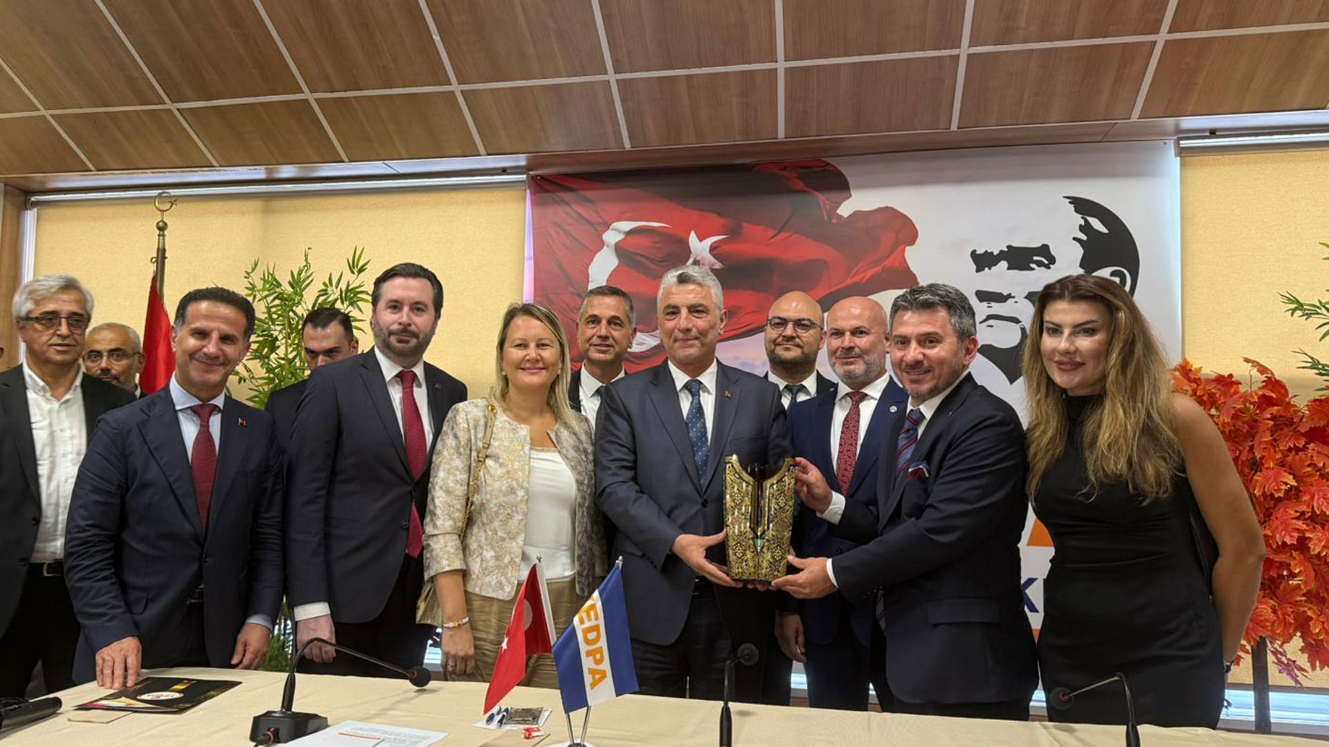 Ticaret Bakanı Bolat: "Otomotiv ihracatında inşallah 41 kere maşallah diyeceğiz"