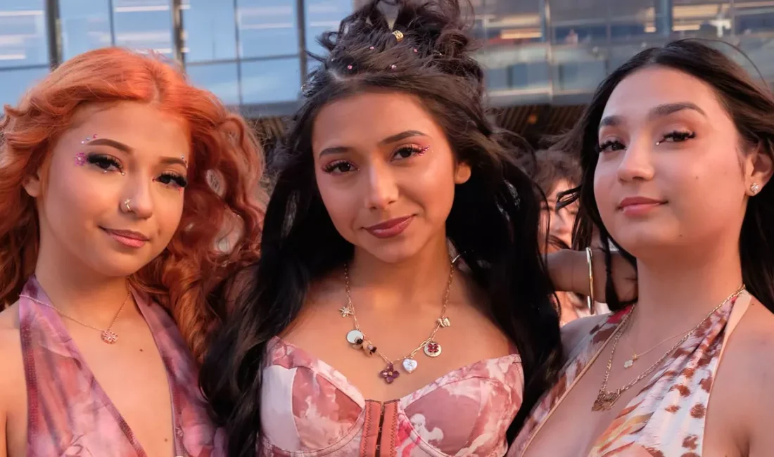 Kali Uchis Konseri: Hayranlar Renklerle Dolu Bir Şenlik Yaşadı Kadın
