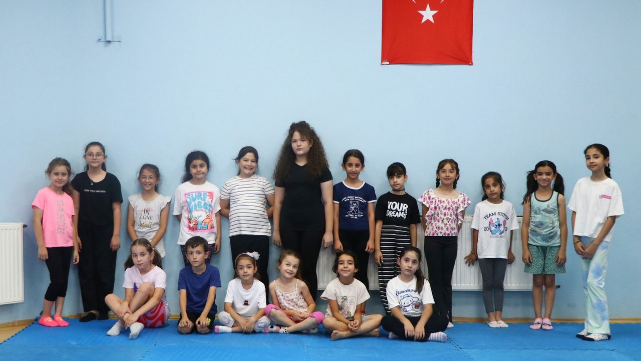 Ciftlikkoy Belediyesi Yaz Kurslari Tamamlandi 600 Ogrenci Hazir