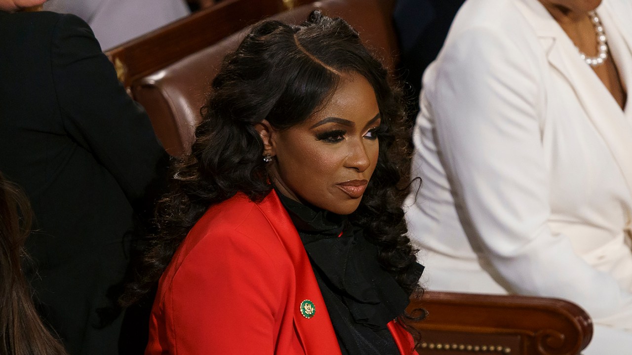 Texas Redistricting Controversy: Rep. Jasmine Crockett Calls Out GOP Tactics