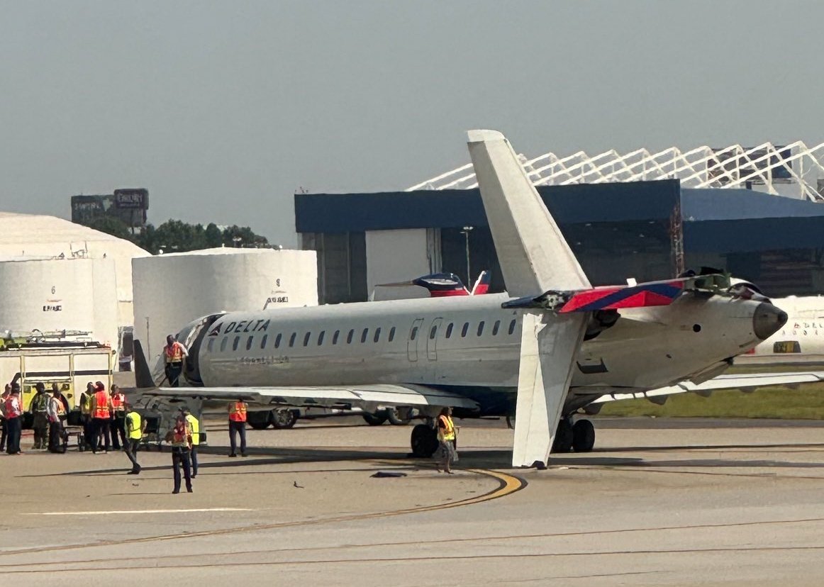 Delta B757 Atlantada Kanat Carpismasi Transferde Puan Kaybi