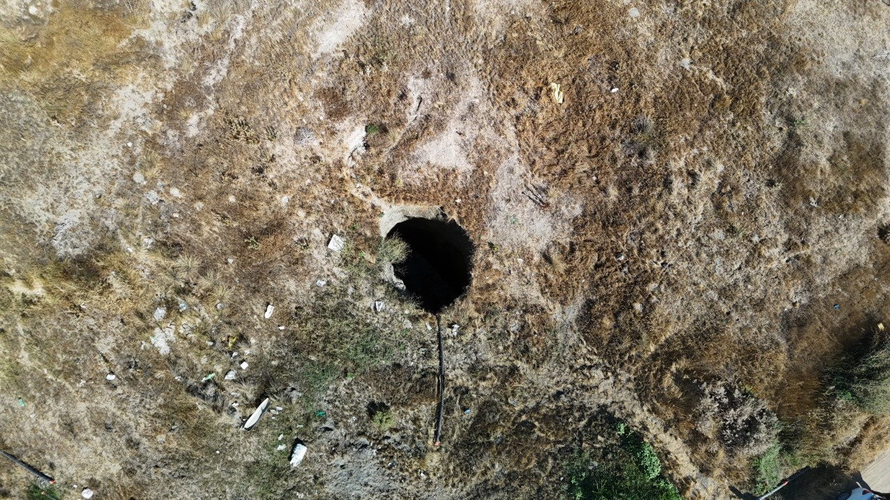 Deprem Sonrasi Obruk Olustu Hasar Sarsinti ve Cokme Sesleri