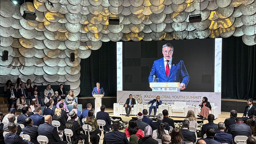 Kazan Küresel Gençlik Zirvesi Kapanışında Önemli Mesajlar Zirveye Katılımcılar ve