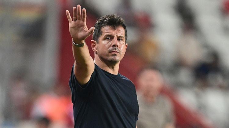 Antalyaspor Süper Lig’e Galibiyetle Başladı: Emre Belözoğlu’nun Açıklamaları Kasımpaşa Karşısında