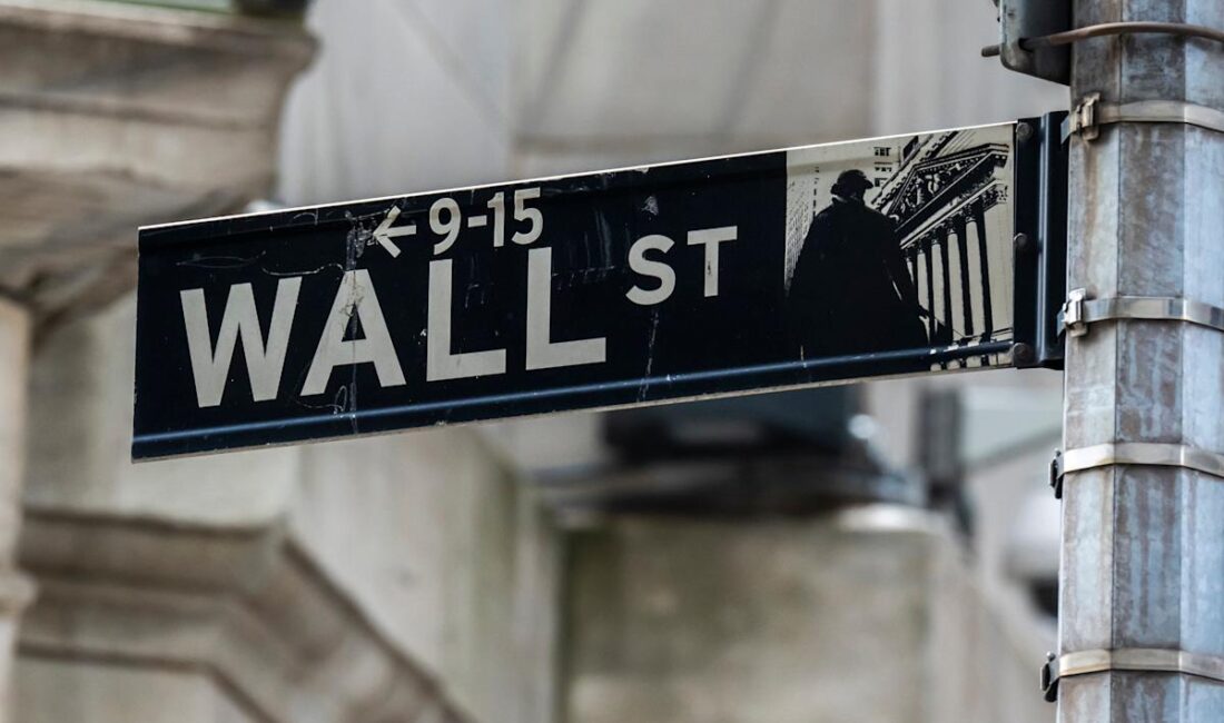 ABD Borsa Endeksleri Rekor Zirvelerden Geri Çekildi Tüketici Enflasyonu Verileri