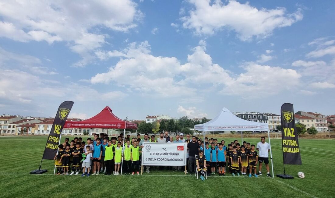 Tepebaşı’nda Futbol Turnuvası Coşkusu Yaz Kur’an Kursları Öğrencileri İçin Düzenlenen