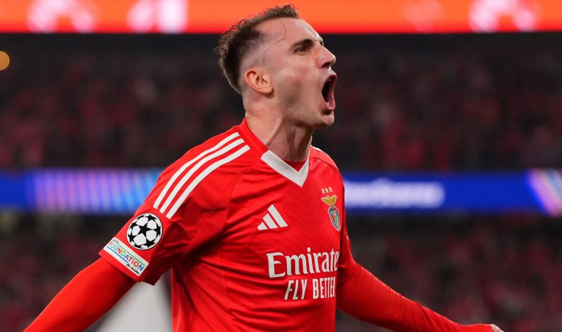 Fenerbahçe, Kerem Aktürkoğlu ile Anlaşma Sağladı Fenerbahçe, Benfica forması giyen