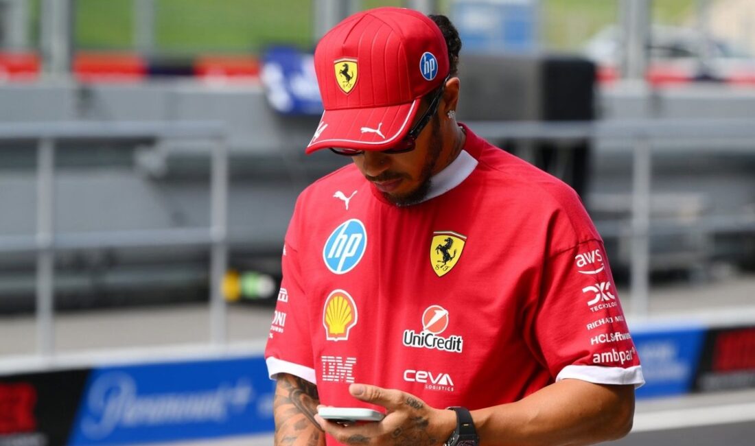 Lewis Hamilton’ın Ferrari Macerası: Zorluklar ve Beklentiler Hamilton’ın Ferrari Geçişi