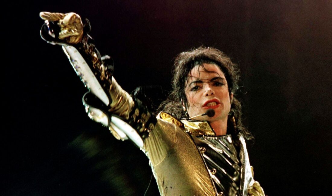 Michael Jackson Taklidi Yüzünden İşten Çıkarılan Adamın Haksız Feshi İş