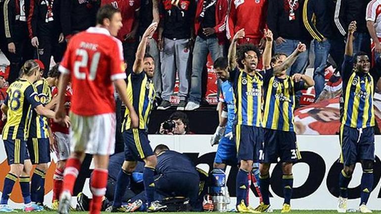 Gökhan Gönül Forması