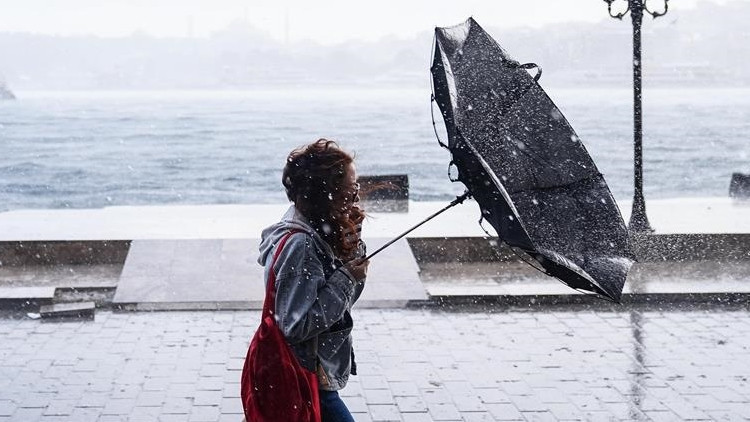 Hava Durumu: 17 Ağustos 2025 Flaş Gelişme: İstanbul’da Fırtına Ne
