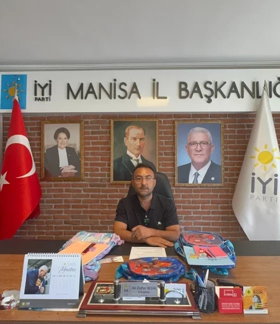 İYİ Parti Manisa İl Başkanı’ndan Eğitim Desteği: 50 Çocuğa Eğitim