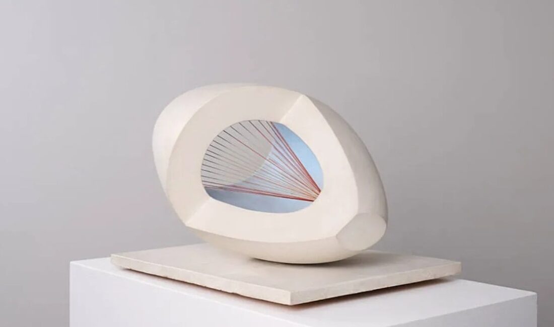 Sanat Dünyasının Gözdesi: Hepworth’un Eseri İngiltere’ye Kazandırıldı! Bahar 2024’te Büyüleyici