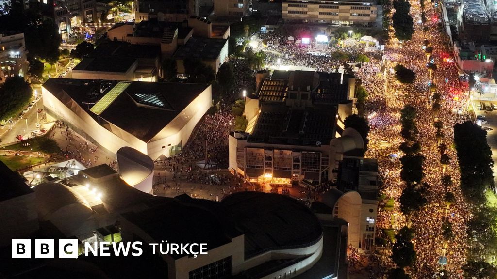 İsrail’de Gazze Savaşına Karşı En Büyük Protestolar Gerçekleşti Tel Aviv