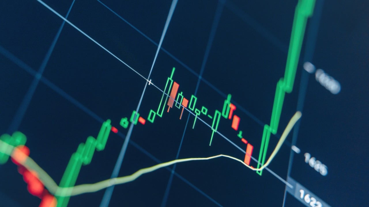 Kripto ETFleri Kurumsal Taleple Bitcoin ve Altcoinlerde Flas Gelisme