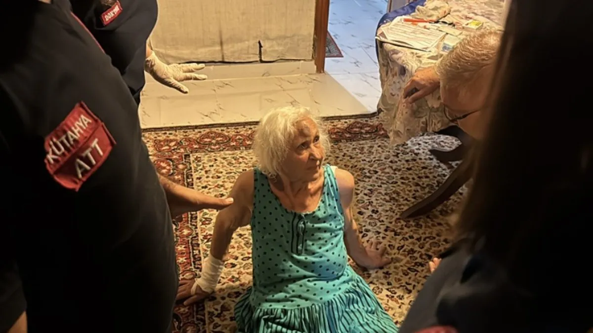 Kutahyada Emekli Ogretmen Icin Ekipler MEB Yonetmelik Geregi Seferber oldu