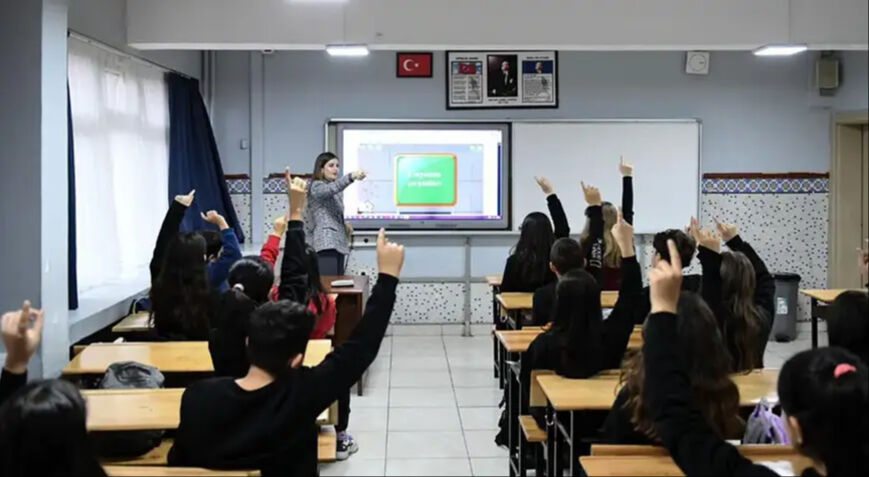 Ücretli öğretmenlik başvurusu