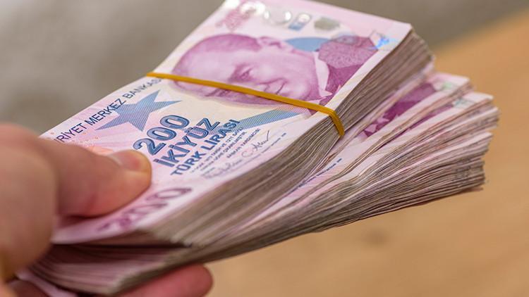 Bankacılık Sektöründe Son Durum: Mevduat Düşüşü ve Kredi Artışı Toplam