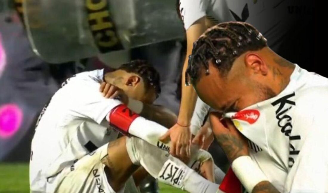 Son Dakika Spor Haberleri: Futbolun Nabzı Fanatik.com.tr’de Atıyor Futbol Dünyasından
