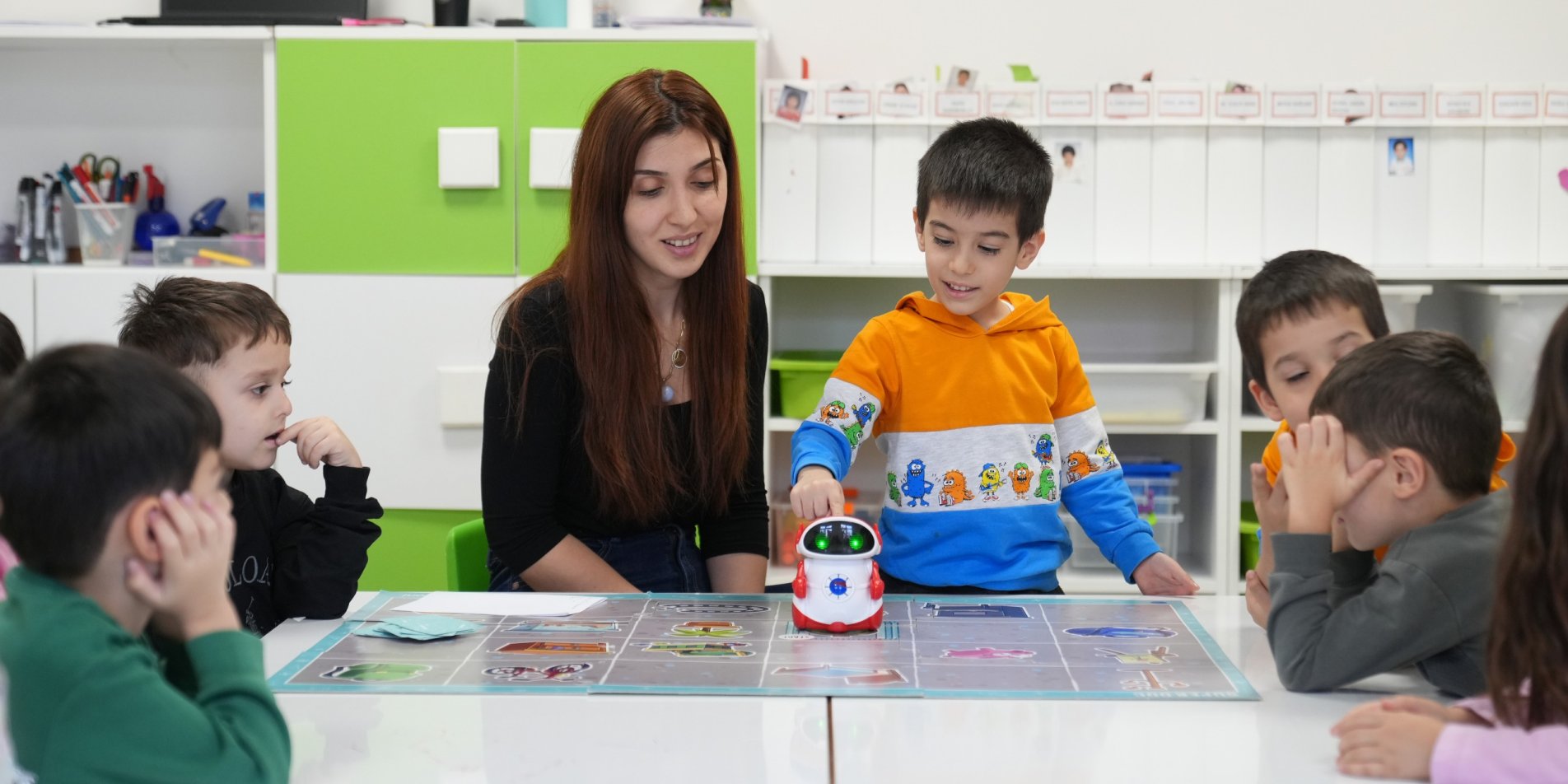ÖĞRETMENLERİN YAZ DÖNEMİ İKİNCİ İLLER ARASI İSTEĞE BAĞLI YER DEĞİŞİKLİĞİ BAŞVURULARI BAŞLIYOR