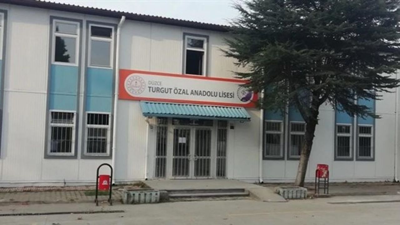 Okul Kurallari Tatil Devamsizlik ve Sinavda Yeni Duzenlemeler