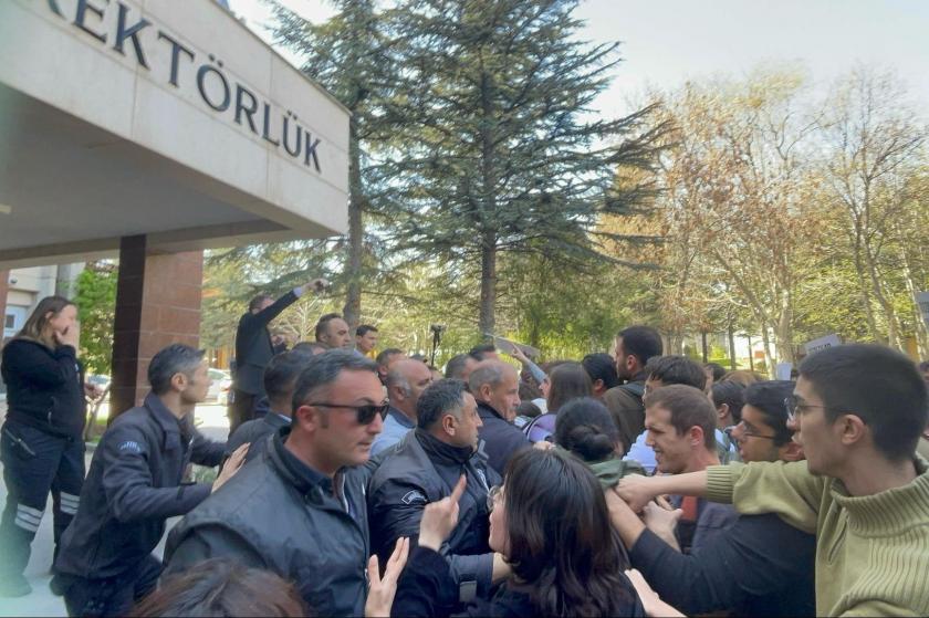 Hacettepe Biyoloji Bölümünde Yeni Disiplin Yönetmeliği Giriş: Disiplin Cezaları ve